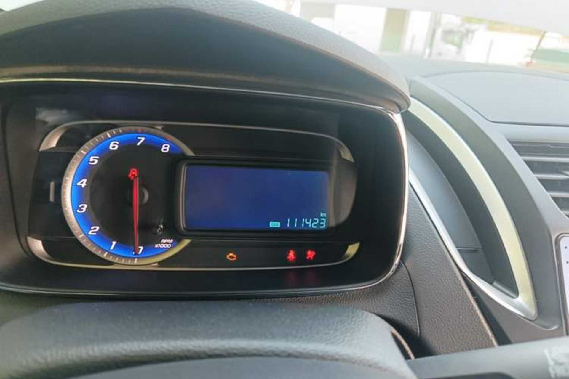 Used Chevrolet Trax 2016 1.4T Manual Two-Wheel Drive Comfort Version with Sunroof Instrument Cluster
