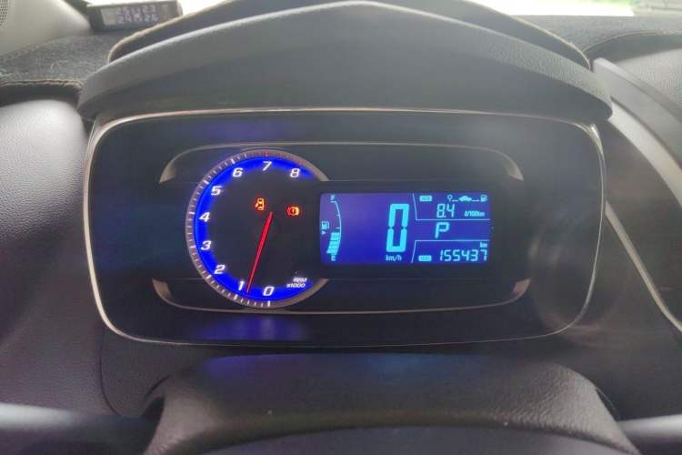 Used Chevrolet Trax 2016 1.4T Automatic Two-Wheel Drive Comfort Version with Sunroof Instrument Cluster