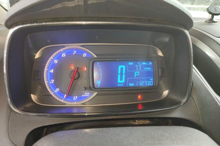 Used Chevrolet Trax 2016 1.4T Automatic Two-Wheel Drive Comfort Version with Sunroof Instrument Cluster