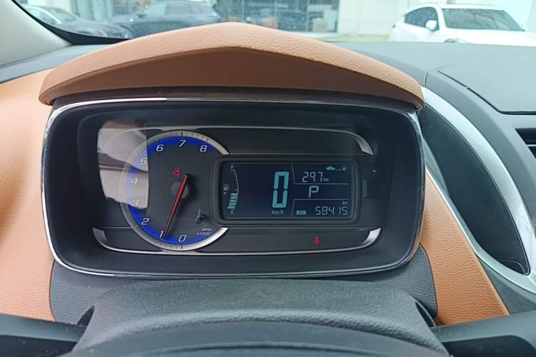 Used Chevrolet Trax 2016 1.4T Automatic Two-Wheel Drive Luxury Version Instrument Cluster