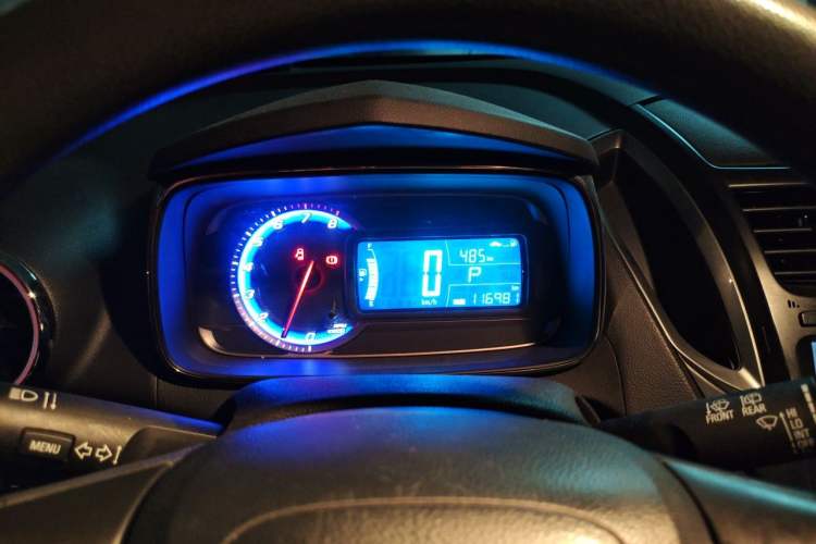 Used Chevrolet Trax 2016 1.4T Automatic Two-Wheel Drive Comfort Version with Sunroof Instrument Cluster