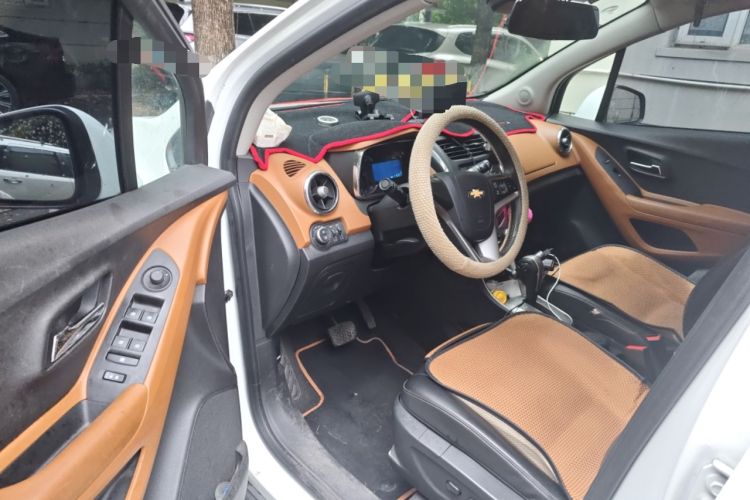 Used Chevrolet Trax 2016 1.4T Automatic 4x4 Flagship Model Interior 3