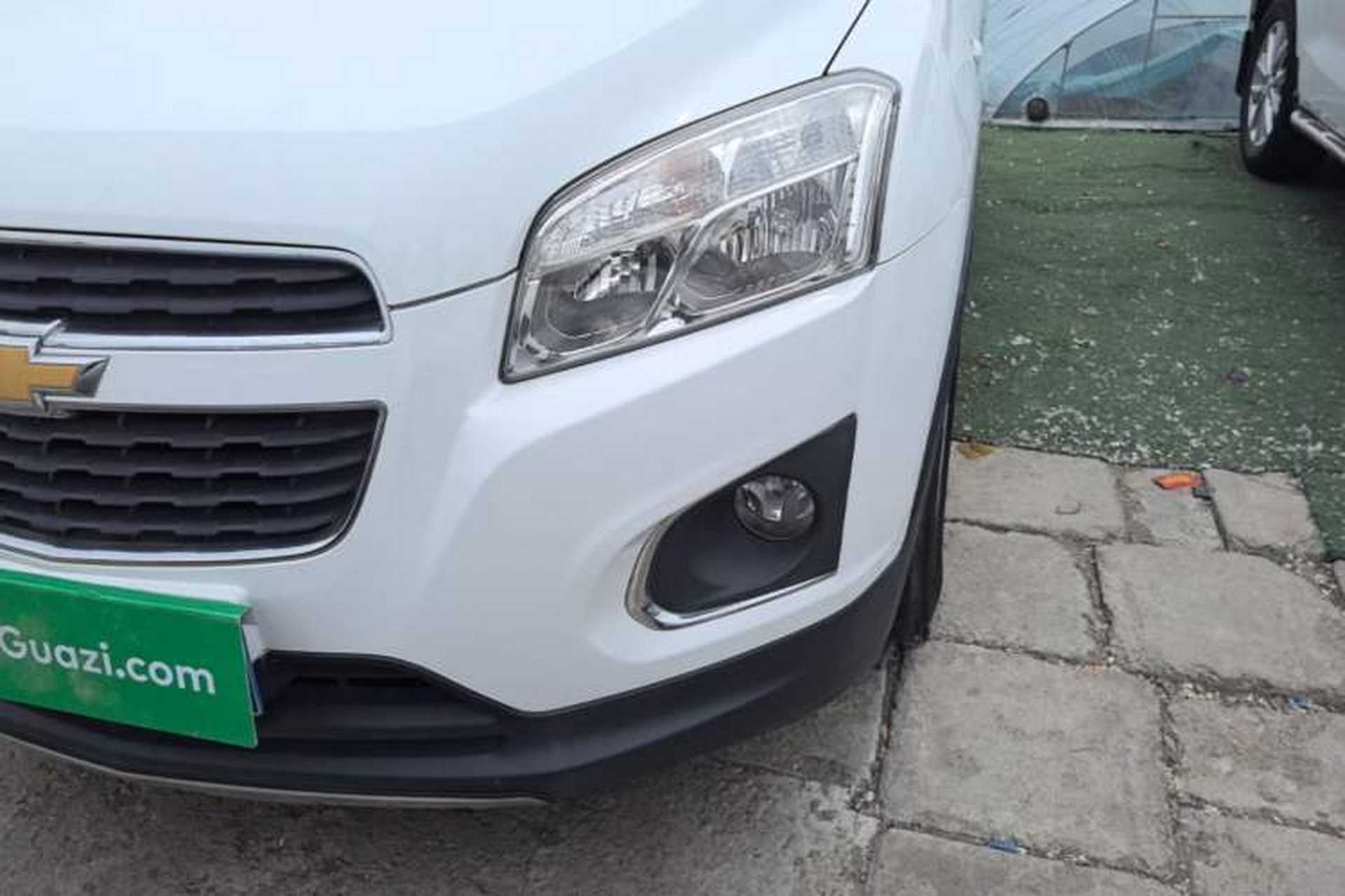 Used Chevrolet Trax 2016 1.4T Automatic Two-Wheel Drive Comfort Version with Sunroof Left Front Headlight