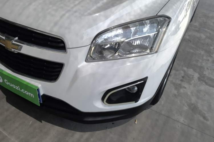 Used Chevrolet Trax 2016 1.4T Manual Two-Wheel Drive Comfort Version with Sunroof Left Front Headlight