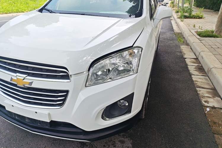 Used Chevrolet Trax 2016 1.4T Automatic Two-Wheel Drive Luxury Version Left Front Headlight