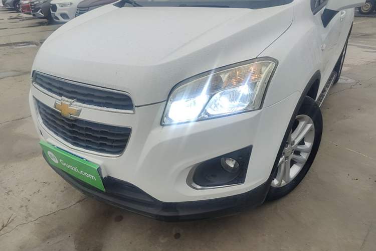 Used Chevrolet Trax 2016 1.4T Automatic Two-Wheel Drive Comfort Version with Sunroof Left Front Headlight