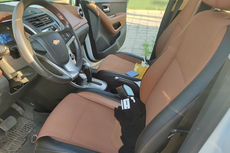 Used Chevrolet Trax 2016 1.4T Automatic Two-Wheel Drive Luxury Version Left Front Seat