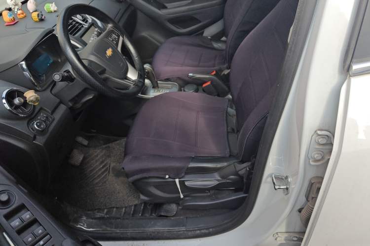 Used Chevrolet Trax 2016 1.4T Automatic Two-Wheel Drive Luxury Version Left Front Seat