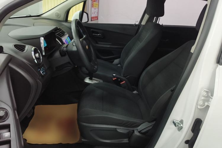 Used Chevrolet Trax 2016 1.4T Automatic Two-Wheel Drive Comfort Version with Sunroof Left Front Seat