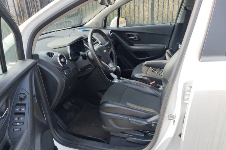 Used Chevrolet Trax 2016 1.4T Automatic Two-Wheel Drive Luxury Version Left Front Seat