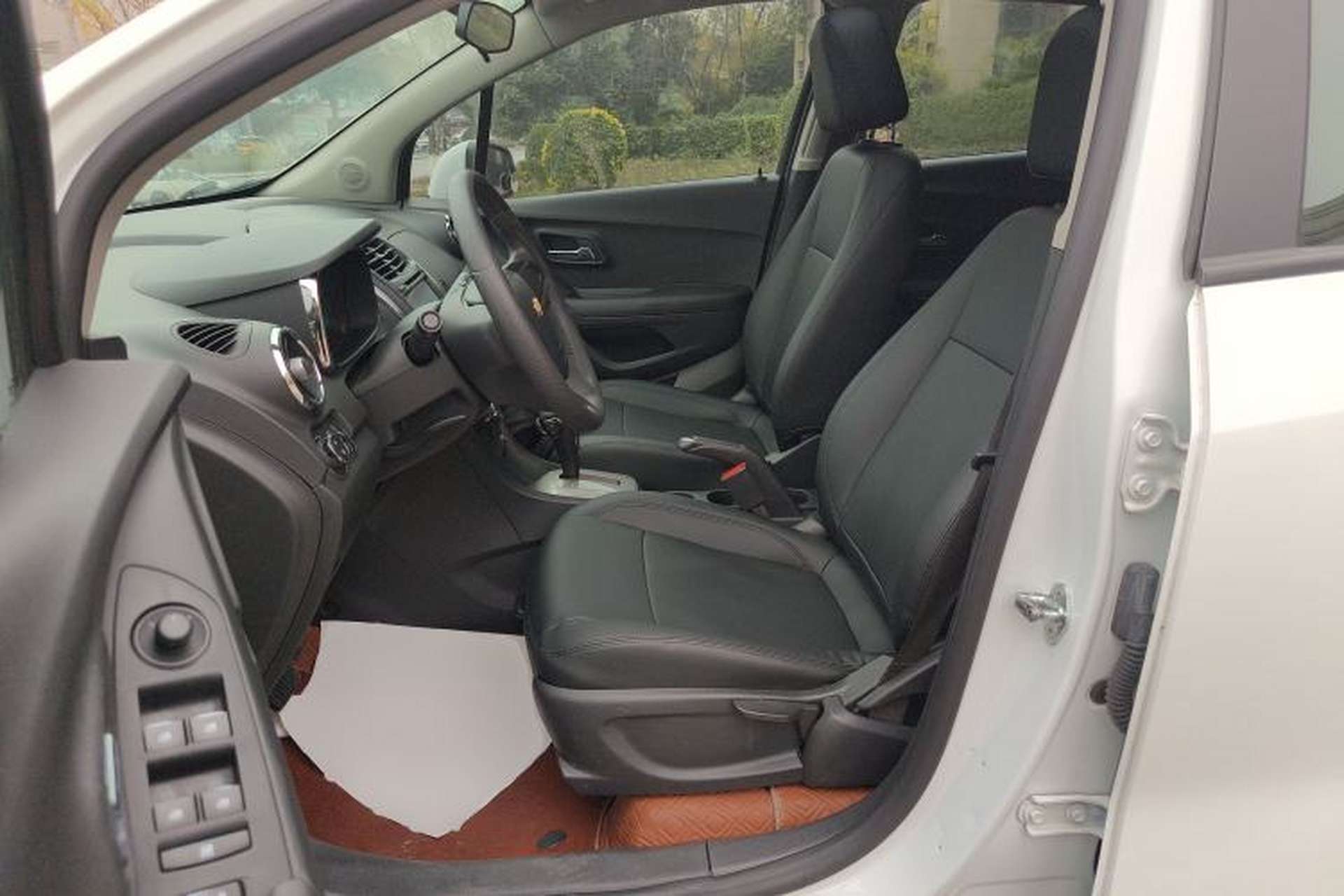 Used Chevrolet Trax 2016 1.4T Automatic Two-Wheel Drive Comfort Version with Sunroof Left Front Seat