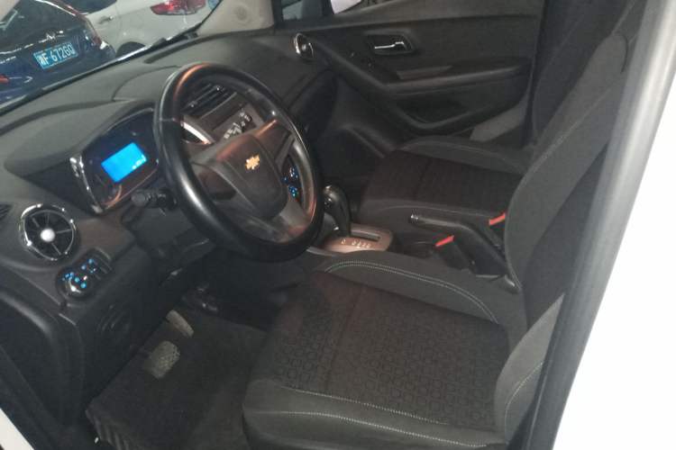 Used Chevrolet Trax 2016 1.4T Automatic Two-Wheel Drive Comfort Version with Sunroof Left Front Seat