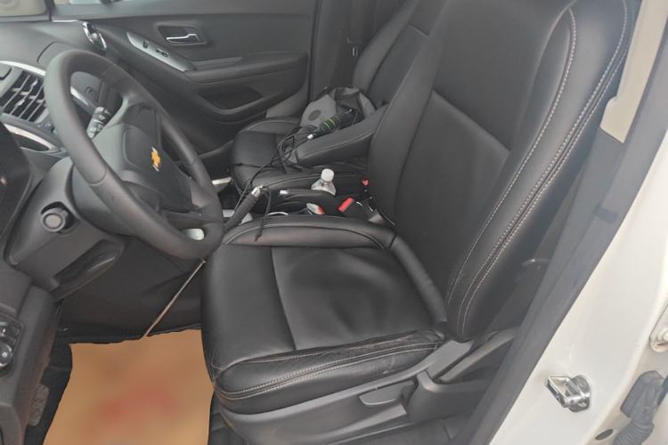 Used Chevrolet Trax 2016 1.4T Automatic Two-Wheel Drive Comfort Version with Sunroof Left Front Seat