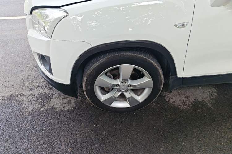 Used Chevrolet Trax 2016 1.4T Automatic Two-Wheel Drive Luxury Version Left Front Wheel Hub