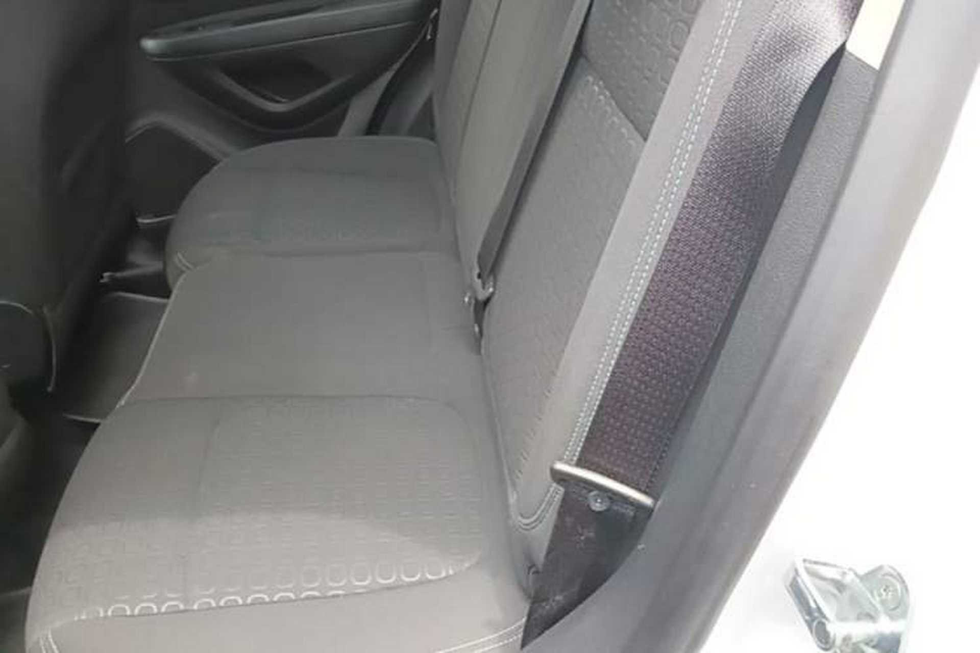 Used Chevrolet Trax 2016 1.4T Automatic Two-Wheel Drive Comfort Version with Sunroof Left Rear Seat