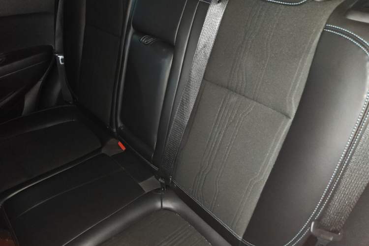 Used Chevrolet Trax 2016 1.4T Automatic Two-Wheel Drive Luxury Version Left Rear Seat