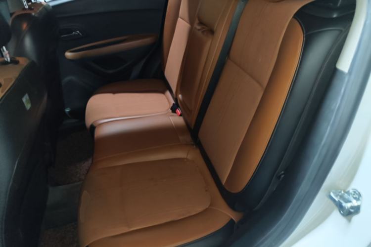 Used Chevrolet Trax 2016 1.4T Automatic Two-Wheel Drive Luxury Version Left Rear Seat