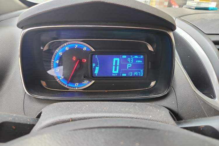 Used Chevrolet Trax 2016 1.4T Automatic Two-Wheel Drive Luxury Version Odometer Close Up