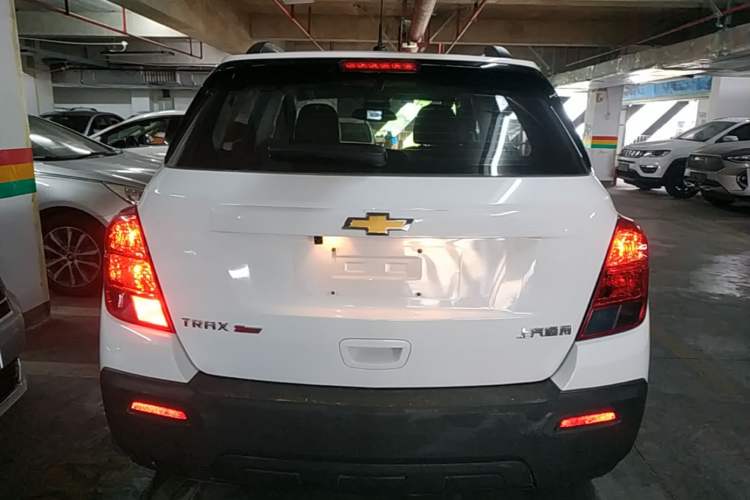 Used Chevrolet Trax 2016 1.4T Automatic Two-Wheel Drive Comfort Version with Sunroof Rear