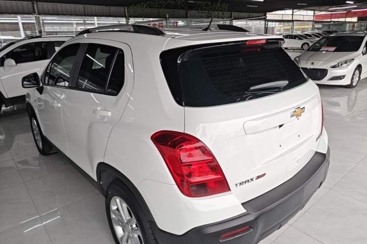Used Chevrolet Trax 2016 1.4T Automatic Two-Wheel Drive Comfort Version with Sunroof Rear Left 45 Deg