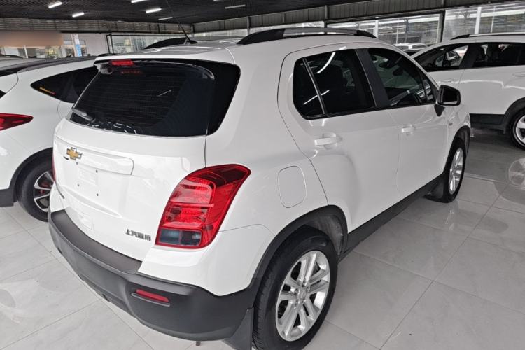 Used Chevrolet Trax 2016 1.4T Automatic Two-Wheel Drive Comfort Version with Sunroof Rear Right 45 Deg