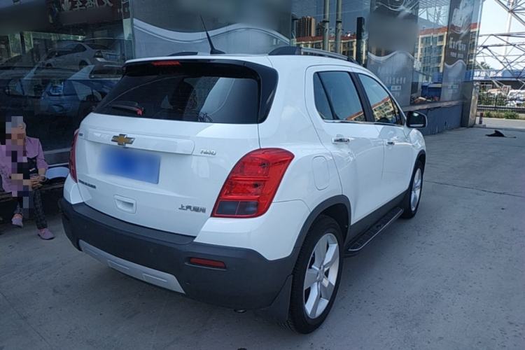 Used Chevrolet Trax 2016 1.4T Automatic 4x4 Flagship Model Rear Right 45 Deg