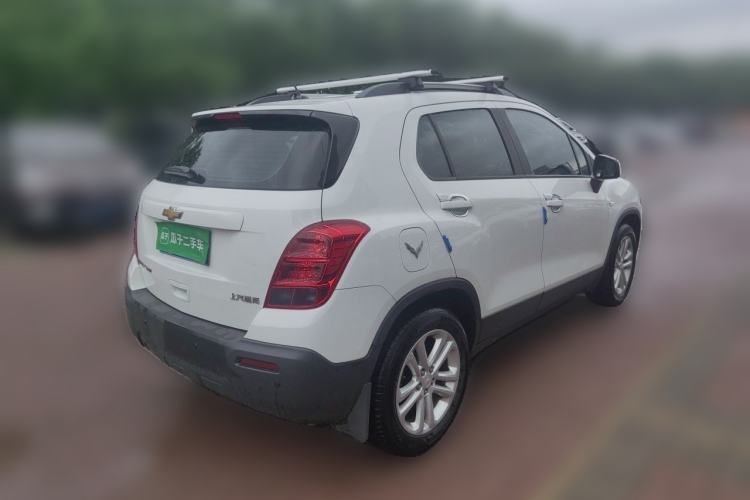 Used Chevrolet Trax 2016 1.4T Manual Two-Wheel Drive Comfort Version with Sunroof Rear Right 45 Deg
