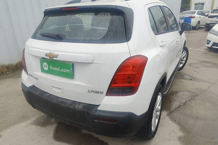 Used Chevrolet Trax 2016 1.4T Automatic Two-Wheel Drive Comfort Version with Sunroof Rear Right 45 Deg