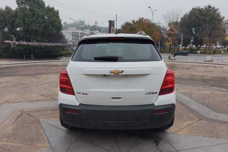 Used Chevrolet Trax 2016 1.4T Automatic Two-Wheel Drive Comfort Version with Sunroof Rear