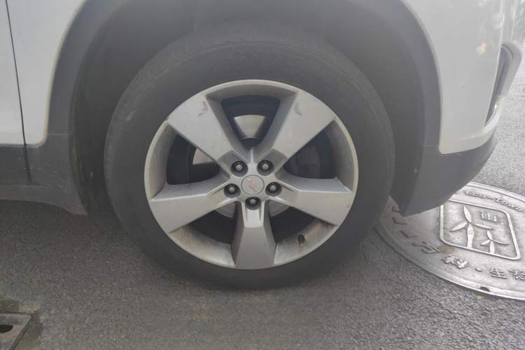 Used Chevrolet Trax 2016 1.4T Automatic Two-Wheel Drive Luxury Version Right Front Wheel Hub