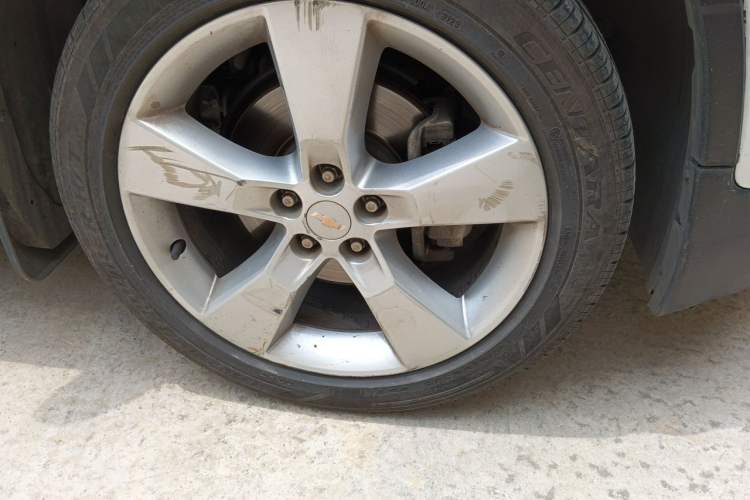 Used Chevrolet Trax 2016 1.4T Automatic Two-Wheel Drive Luxury Version Right Front Wheel Hub