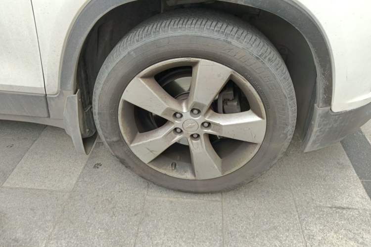 Used Chevrolet Trax 2016 1.4T Automatic Two-Wheel Drive Luxury Version Right Front Wheel Hub