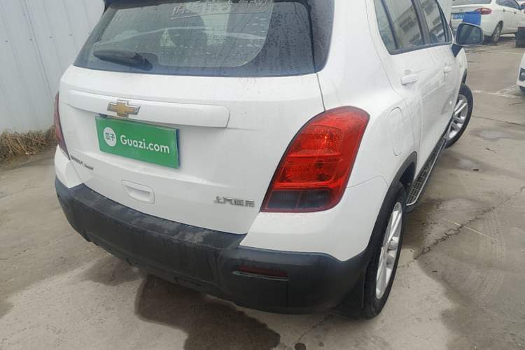 Used Chevrolet Trax 2016 1.4T Automatic Two-Wheel Drive Comfort Version with Sunroof Right Rear Taillight