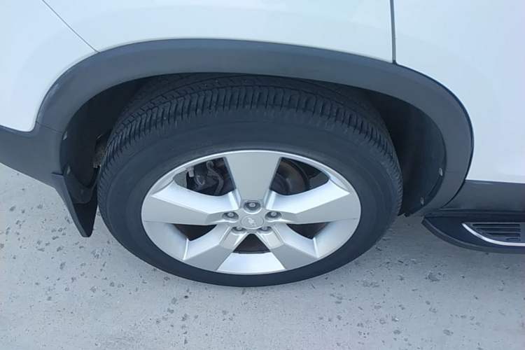 Used Chevrolet Trax 2016 1.4T Automatic 4x4 Flagship Model Right Rear Wheel Hub