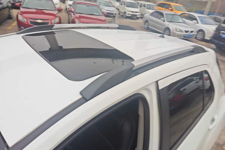 Used Chevrolet Trax 2016 1.4T Automatic Two-Wheel Drive Comfort Version with Sunroof Roof