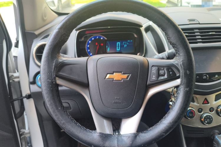 Used Chevrolet Trax 2016 1.4T Automatic Two-Wheel Drive Luxury Version Steering Wheel