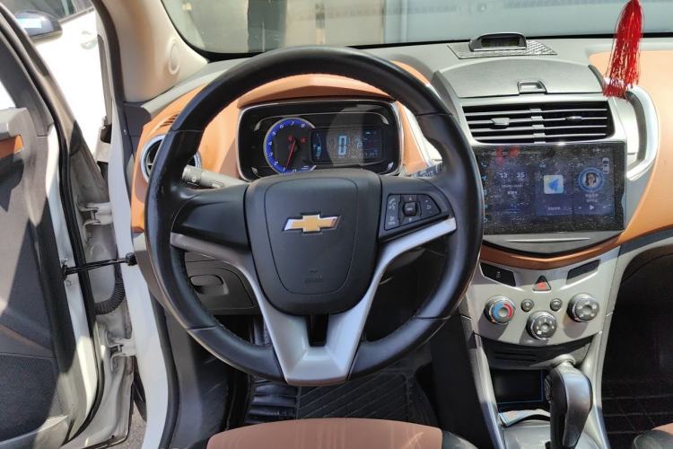 Used Chevrolet Trax 2016 1.4T Automatic Two-Wheel Drive Luxury Version Steering Wheel