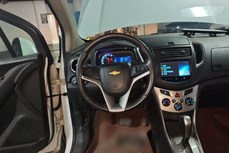 Used Chevrolet Trax 2016 1.4T Automatic Two-Wheel Drive Luxury Version Steering Wheel