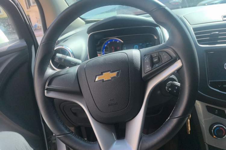 Used Chevrolet Trax 2016 1.4T Automatic Two-Wheel Drive Luxury Version Steering Wheel
