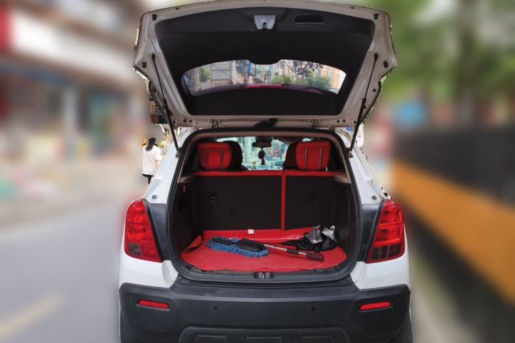 Used Chevrolet Trax 2016 1.4T Automatic Two-Wheel Drive Comfort Version with Sunroof Trunk