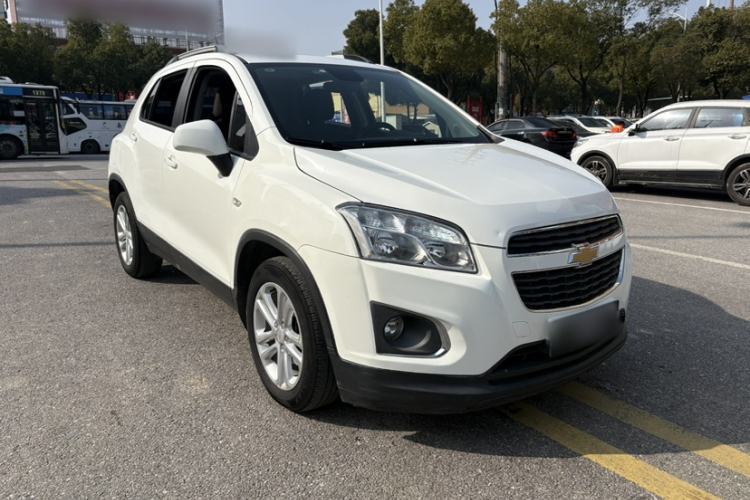 Used Chevrolet Trax 2016 1.4T Automatic Two-Wheel Drive Comfort Version with Sunroof Guazi used car, China used car export, Used car for sale, Used cars, Cheapest cars for sale