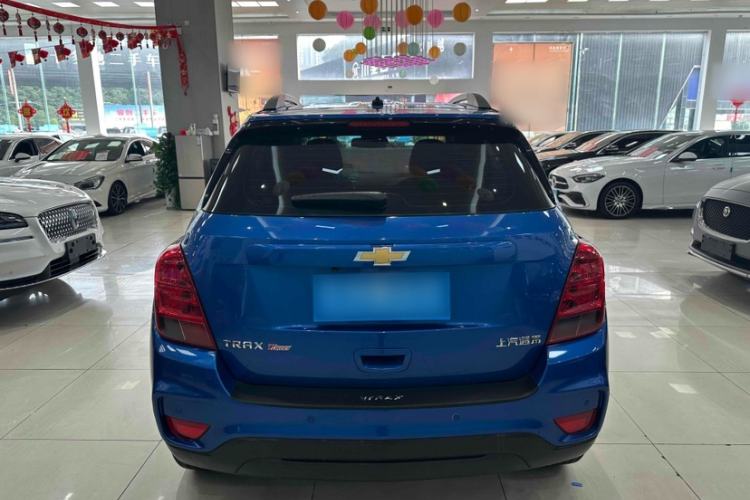 Used Chevrolet Trax 2017 1.4T Automatic Two-Wheel Drive Comfort Version Exterior 5