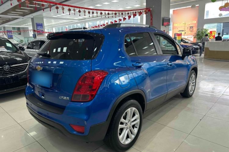 Used Chevrolet Trax 2017 1.4T Automatic Two-Wheel Drive Comfort Version Exterior 6