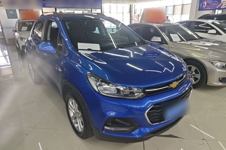 Used Chevrolet Trax 2017 1.4T Automatic Two-Wheel Drive Comfort Version Front Right 45 Deg