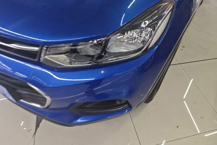 Used Chevrolet Trax 2017 1.4T Automatic Two-Wheel Drive Comfort Version Left Front Headlight