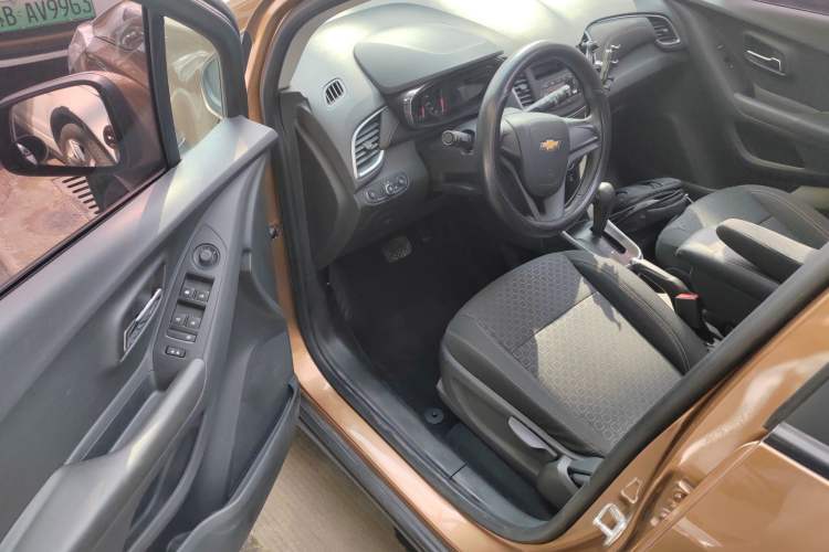 Used Chevrolet Trax 2017 1.4T Automatic Two-Wheel Drive Comfort Version Driver Seat