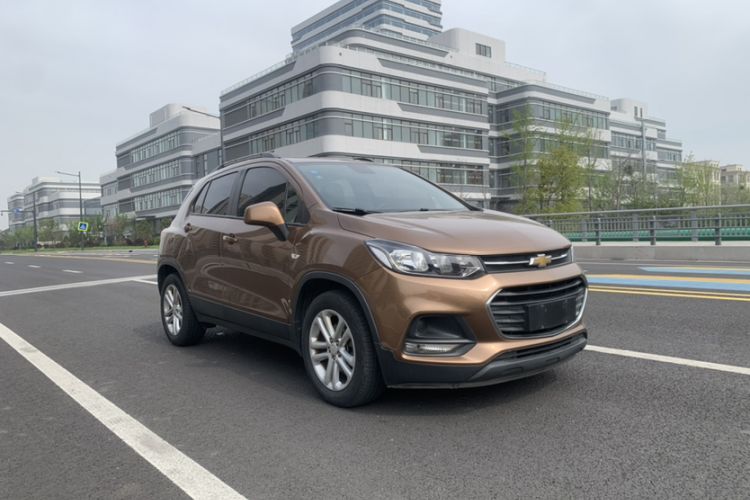 Used Chevrolet Trax 2017 1.4T Automatic Two-Wheel Drive Comfort Version Exterior 5