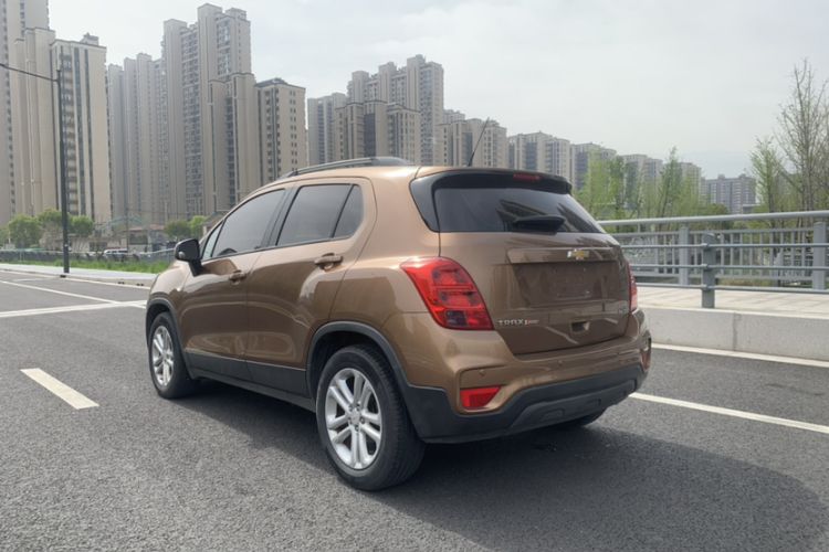 Used Chevrolet Trax 2017 1.4T Automatic Two-Wheel Drive Comfort Version Exterior 9
