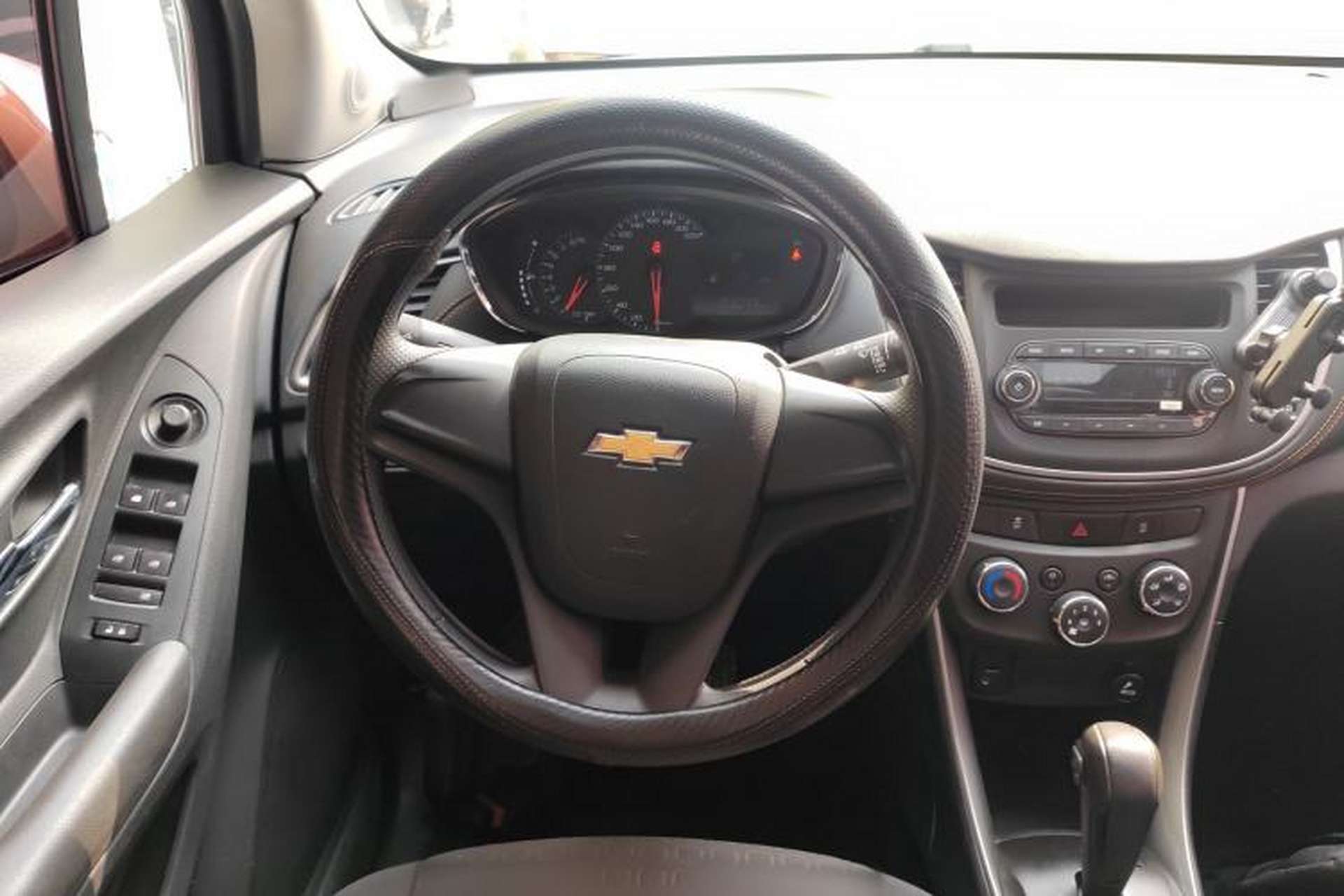 Used Chevrolet Trax 2017 1.4T Automatic Two-Wheel Drive Comfort Version Steering Wheel