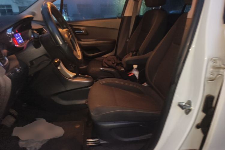 Used Chevrolet Trax 2017 1.4T Automatic Two-Wheel Drive Comfort Version Left Front Seat